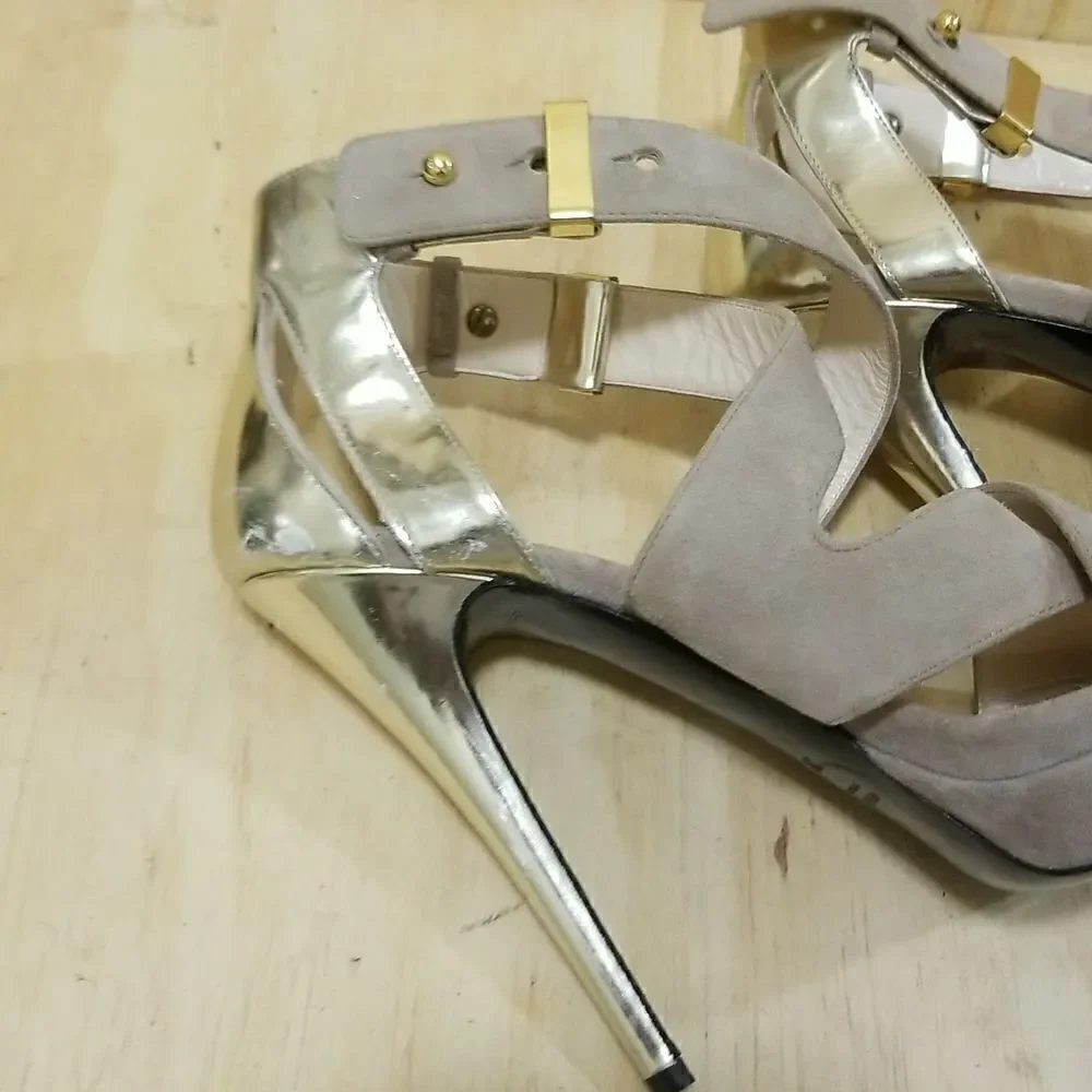 Burak Uyan Strapped Heeled Sandals/Shoes Wmn's sz 7 1/2 ( EU 38) Made in Italy